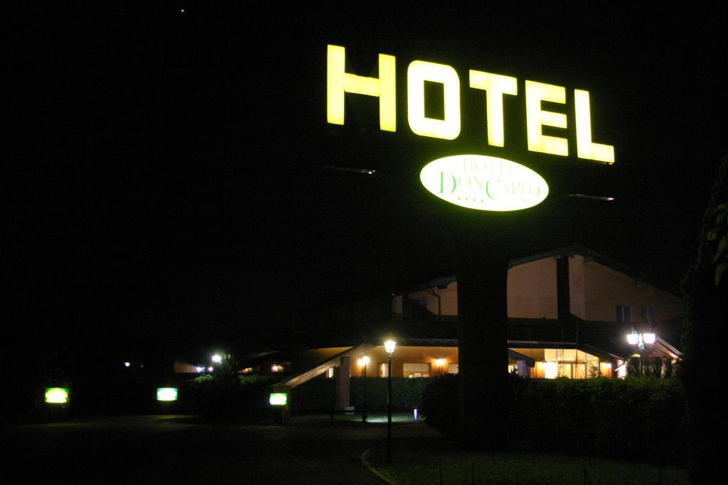 Hotel Don Carlo Broni Esterno foto